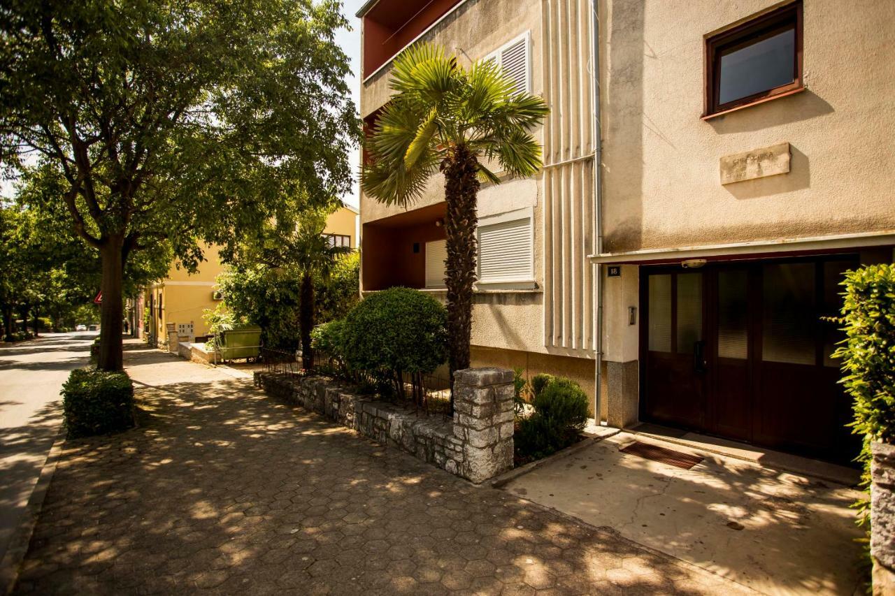 Apartman Barbara Rovinj Buitenkant foto