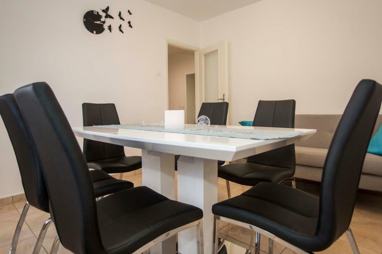 Apartman Barbara Rovinj Buitenkant foto